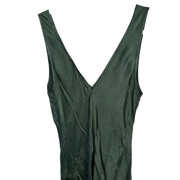 NWT Lulus Green Satin Jacquard Maxi Dress Small V Neck Tie Front Mermaid Hem - Picture 6 of 8